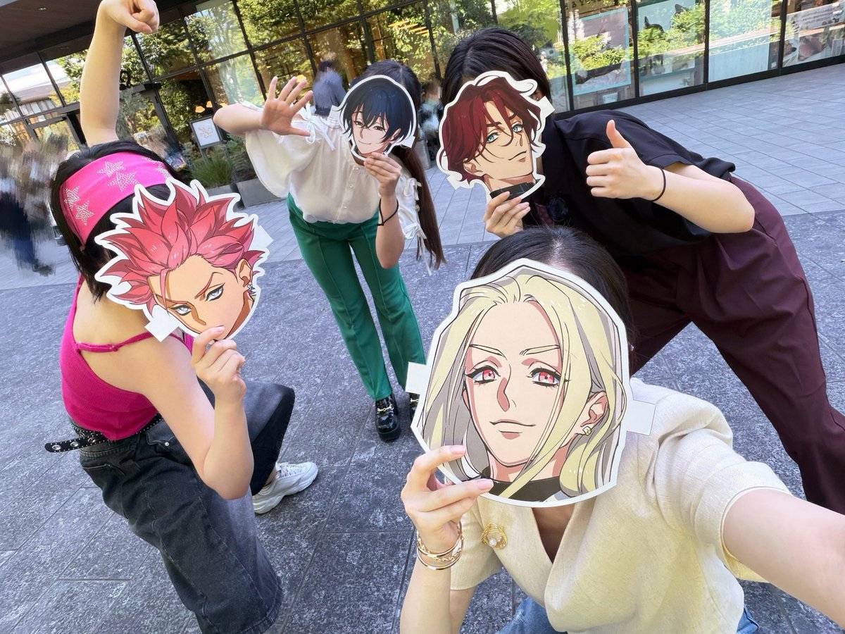 canCocaColalife's tweet photo. カリスマハウスツアー2026夏！に参加してきました✨️
めっちゃライブ構成良すぎて1回じゃ足りなかった😭
みんなの概念コーデも良すぎて昇天しかけた😇😇😇😇
BluRayとDVD出たら鑑賞会しような🫵 https://t.co/BAEYxnxo1s