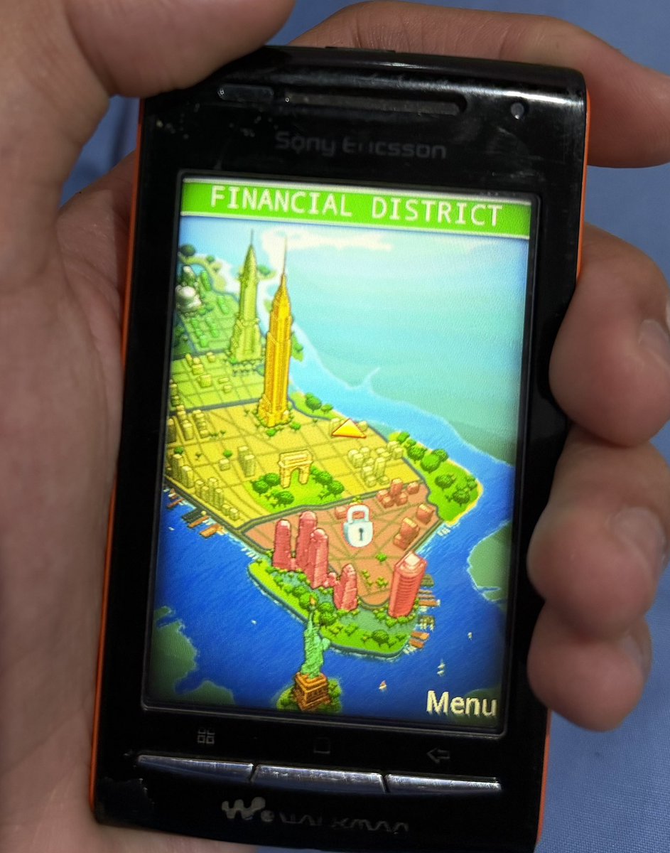Alqadri36681926's tweet photo. #sonyEricsson #walkman8 #iPhone #fyp #trend #android #throwback
2012 and still alive https://t.co/vYPgNNYFuc