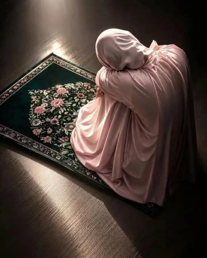 faarah_but's tweet photo. خاک  مجھ  میں  کمال  رکھا  ہے

 اے خدا  تو  نے  سنبھال رکھا ہے

میرے  عیبوں  پر  ڈال  کر  پردہ

مجھے اچھوں میں ڈال رکھا  ہے

🙏 https://t.co/W0LGN74bh5