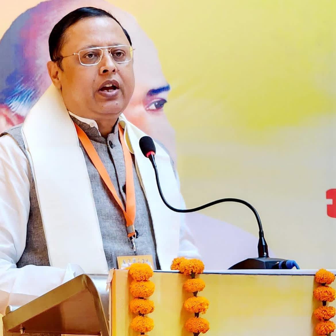 satender_awana's tweet photo. मा• प्रदेश महामंत्री आदरणीय श्री @RamPratapBJP जी भाइसाहब को पश्चिम क्षेत्र BJP Uttar Pradesh का प्रभारी बनाये जाने पर बहुत बहुत शुभकामनाएं । 💐 https://t.co/EAjeDLpLjF