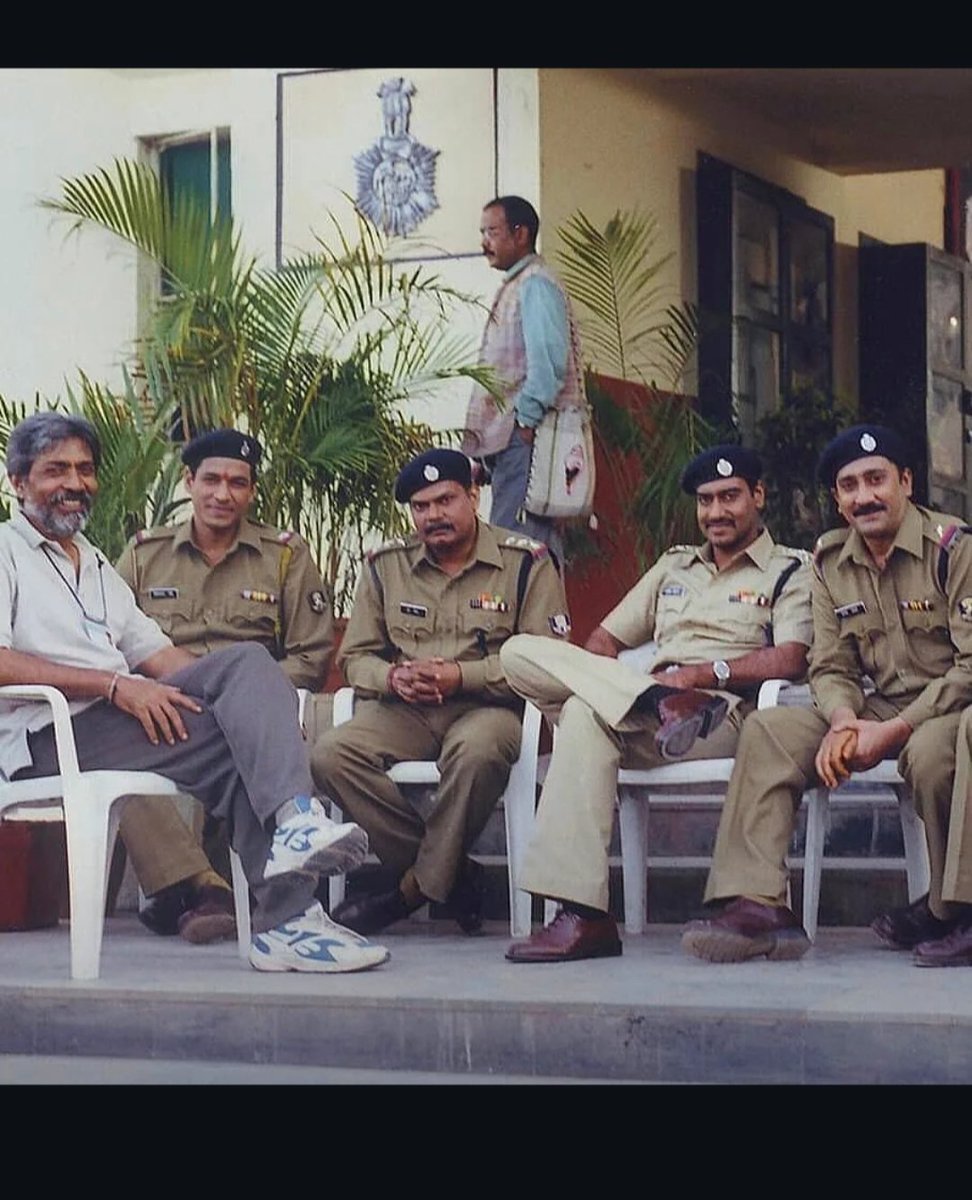 namankok2's tweet photo. Nostalgic pic :- legendary pic of a legendary cast from a legendary movie 
#Gangajal single handedly expose lalu raj in Bihar 
#AjayDevgn finest work as a cop
What a cast #PrakashJha is in top league @aj https://t.co/ccF24hLD9G