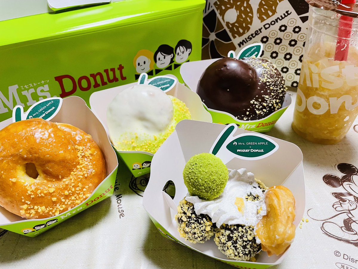 0629samurai's tweet photo. Mrs.Donut🍩🍏 https://t.co/L0y1TTgSi5
