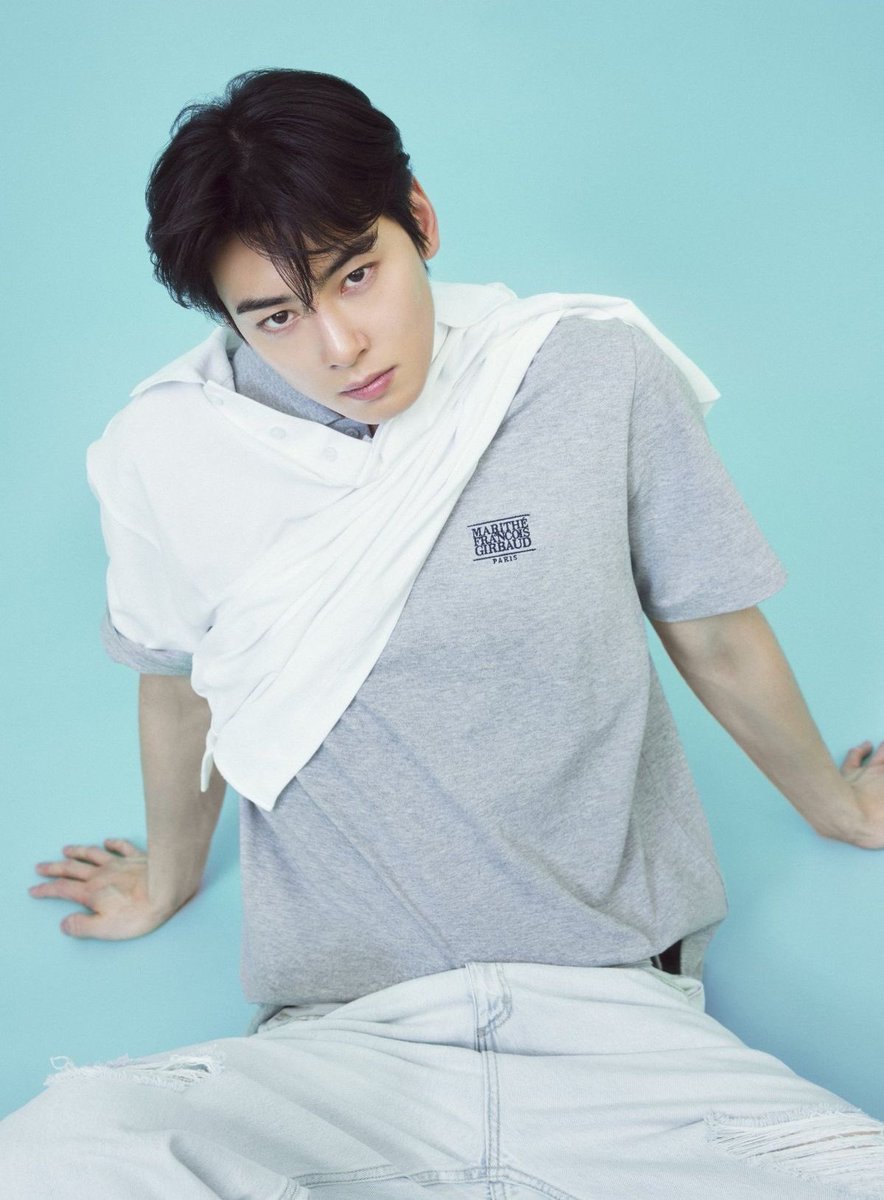 dongdongdairy's tweet photo. #CHAEUNWOO https://t.co/Qx2ZK7B4pz