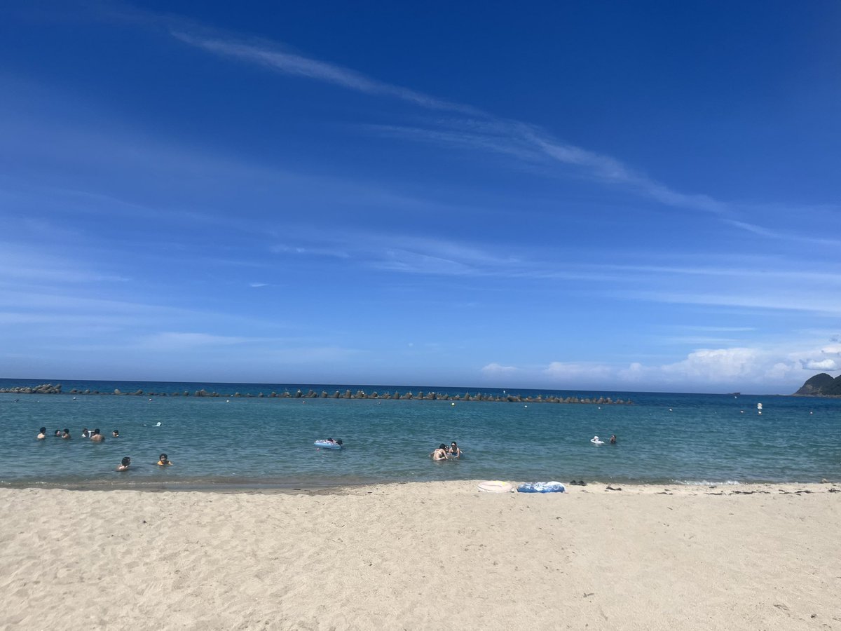 bhssqw's tweet photo. 海めっちゃ綺麗やった🌊
来年もはくさんと行きたい https://t.co/Gxwc9OFT71