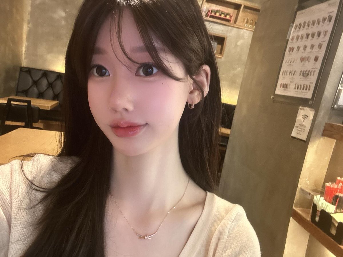 Neeshmill's tweet photo. 외롭고 심심한분들 저랑볼래요 ? 
DM 주시면 확인하는대로 답장드릴게요~
#맘눌뎀 #일탈 #야노 https://t.co/ngikY4fl7P