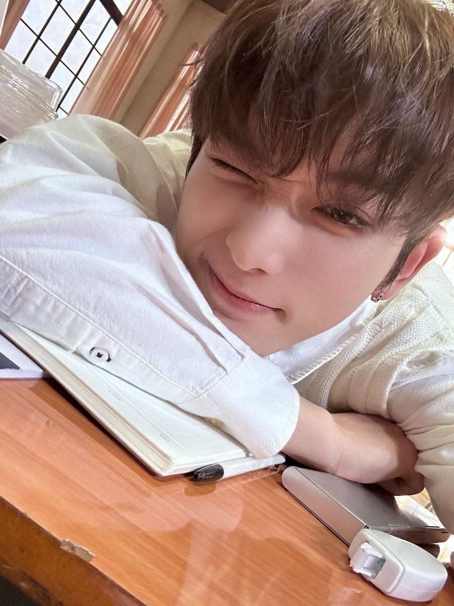lkajuu0's tweet photo. 이때같은헤어 한번만더해주세요…… https://t.co/eLR6lZMS0G