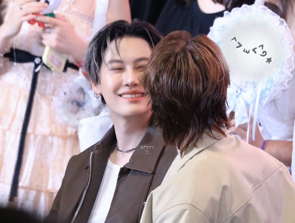 palmmysahara's tweet photo. โอ้โหคุณพี่~ อารายมันจะยิ้มหวานขนาดนั้นคะ 🤭🫣

BOUNPREM FANFEST MACAU
#GMMTVFanFestinMacau2026 https://t.co/zNsNDNjnkb