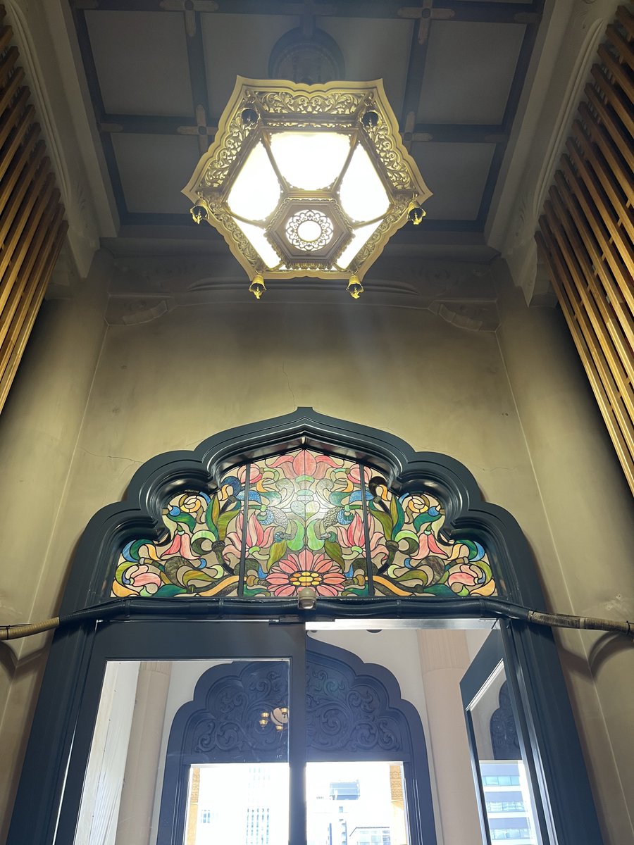 autumium's tweet photo. 築地本願寺 https://t.co/yfmBuqezRP