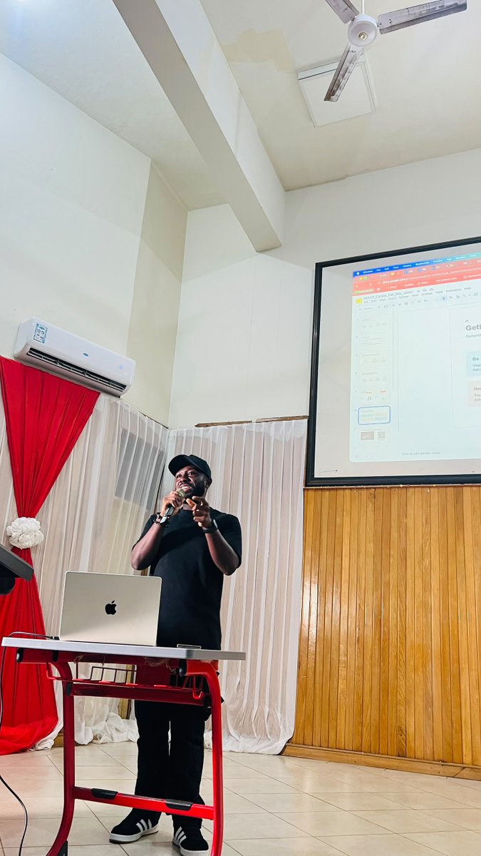 jasonAppiatu's tweet photo. I had the privilege to be part of speakers at the KNUST Career Fair. I shared my journey, what problem solving is and how to get the best out of AI.

Its such a great feeling to be reminded of why we do what we do.

...yes I was nervous when going up stage😂😂

#tech #ai https://t.co/td1ewv2TEi