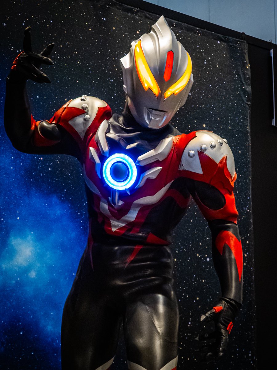 karamiso_'s tweet photo. #ウルトラヒーローズEXPO 
#ウルトラマンオーブ
#ウルサマ大阪
サンダーブレスターカッコ良すぎて痺れた！
関西ほんまありがとう！ https://t.co/DRF8KK16QA
