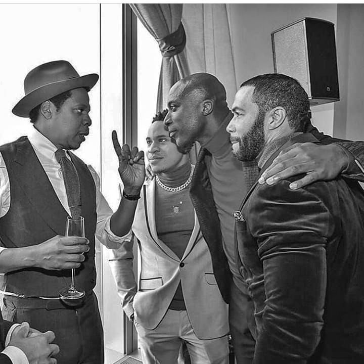McinikaWaLamar's tweet photo. BRO TO BRO 

Siku moja utamwelewa Baba yako zaidi ukiwa Baba mwenyewe
Utagundua kwamba kulea mtoto si rahisi

Utagundua kwamba wakati mwingine mwanaume anatabasamu mbele ya familia huku ndani akiwa anapitia maumivu makali.

Msamehe Kisha Jifunze kuwa baba bora kuliko alivyokuwa https://t.co/bWXjHsaNVt