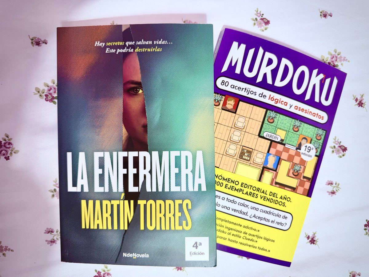 Ssarenna's tweet photo. Reading📚 https://t.co/v9Oa0WYLc3