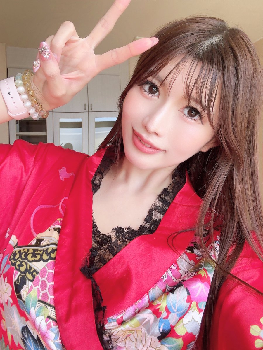 aira_misax6's tweet photo. 本日は #ミクちゃんアリーナ新長田店 様にお邪魔させて頂きありがとうございました✨️
ファンの方もお忙しい中会いに来てくれて嬉しかったよ〜❣️ありがとう✨️
タイミング合わず会えなかった方申し訳ないです😭また来てくれたら嬉しいです🥺
次は9月9日もお邪魔します♡ https://t.co/af7FoE8myz