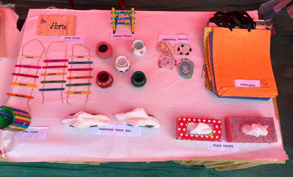 DswoJammu's tweet photo. The inmates of Muskan Home for Intellectually specialised,Channi, Jammu showcased their creativity at the National Handloom Day 2026 celebration.Their handmade bags,tissue boxes,pen stands,home décor, bracelets and other products reflected their talent, creativity and dedication. https://t.co/8QtOMPWQzg