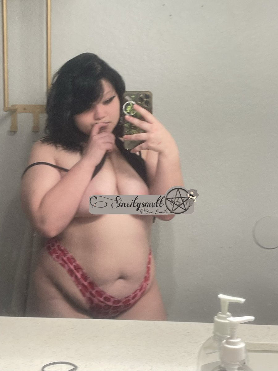 Sincitysmutt's tweet photo. Sweaty and musky after first Friday wanna shower with me? 

Non watermarked pics available https://t.co/4SuL6WyKVV