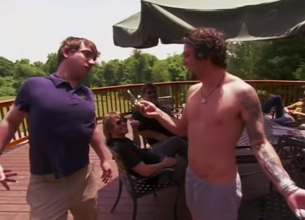 mascryandunn's tweet photo. Bam's slutty ass waist... 
And Jimmy's also there ig https://t.co/eed6pyDnFb