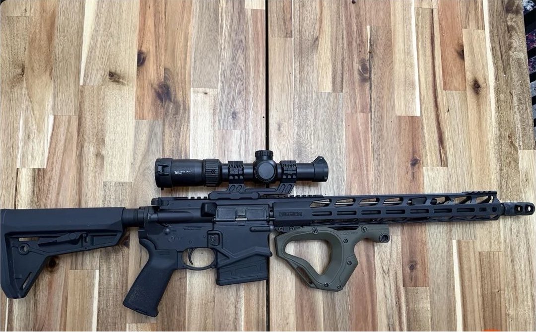 MrBallistic01's tweet photo. Finally finished this setup. Ruger SFAR 308, Hera arms fore grip, vortex strike eagle 1-8x #glock #G19 #Gen6 #9mm #pistol #newarrivals https://t.co/U9vfizLbzQ