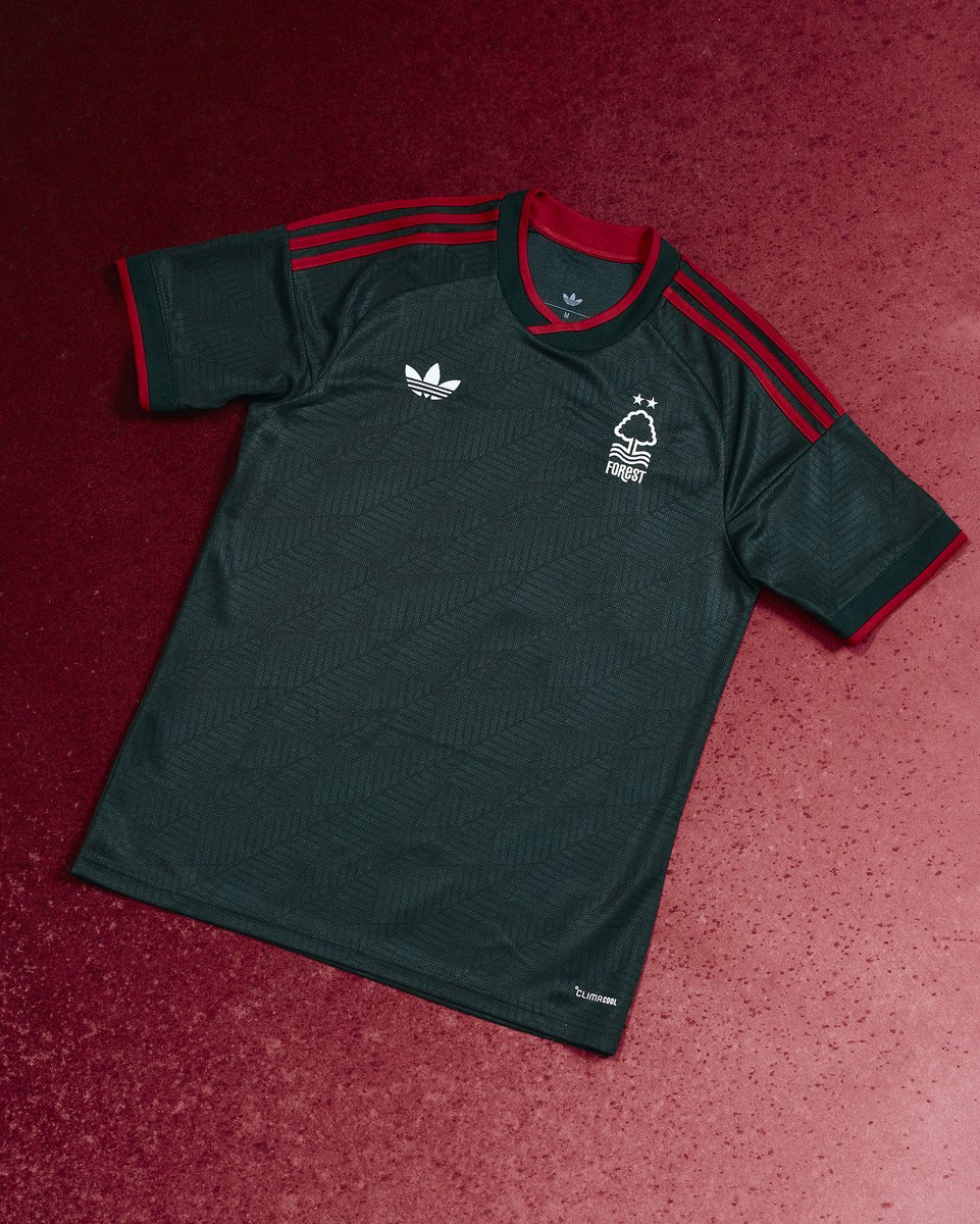 NFFC's tweet photo. The return of the trefoil. Inspired by our name. 🌳

The Forest 26/27 away kit is here.