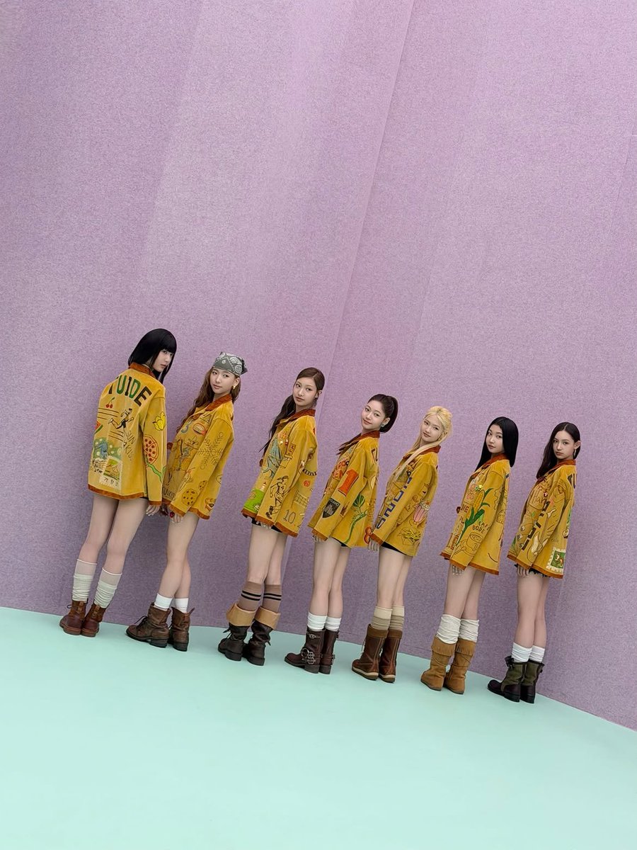 tuidepics's tweet photo. 260808 TUIDE's instagram update

Bhind the scene GRLS

#TUIDE #튜이드 https://t.co/RNUgDgWfRd