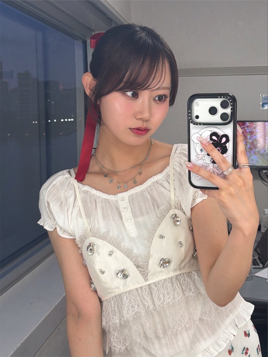 ayaka0131_'s tweet photo. 本日！8/8(土)24:25〜
テレビ東京「すっかり にちようチャップリン」に先週に続き出演します😻💖

先週も笑い。今週も笑います。
つまり大爆笑です。よろしくお願いします‼️ https://t.co/T8oVS2IVcU