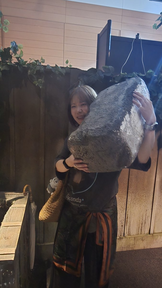 sakimash's tweet photo. お化け屋敷の裏側体験

#ホラーにふれる展 https://t.co/w2ds1GqL2j