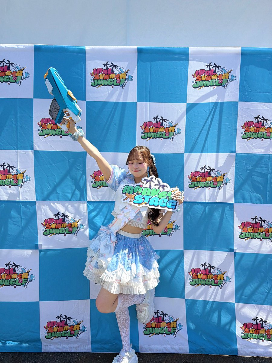 shizuku_pxrb's tweet photo. MONKEY STAGE🐒を手にしてますが、TIGER STAGE🐅に出演しました!!

#ぴくりぼ のあざといガール🎀
ブルー担当の葉山 雫です🩵

#サマジャン 最っ高でした‼️🔥
アチアチな空間をありがとうー！！！🌊 https://t.co/2VcDWaTIth