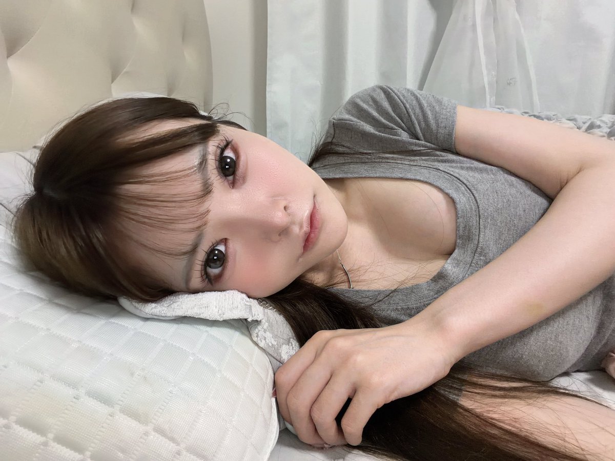 kk3jgz's tweet photo. 隣来てくれる。。？ https://t.co/NXAFMpddaT