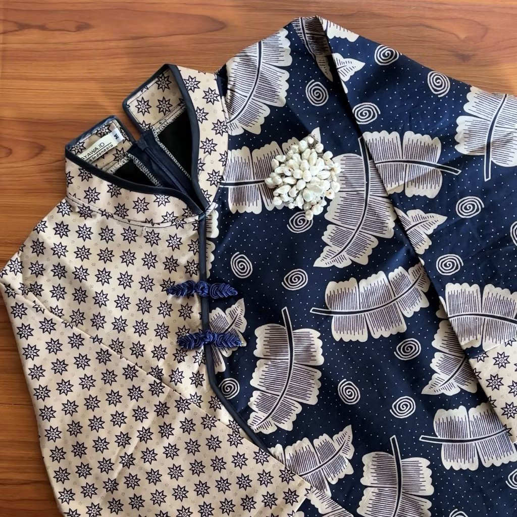 Oceanofinds's tweet photo. NAKSIR BNGTT SAMA BATIK NAVY INI

Desainnya modern, gaul, trendy. 
sebagai anak genz suka bngtt batik model kyk gini 😍 cantik bngtt sih ini dipake kerja atau kuliah, bahkan dipake main juga tetep cocok &amp; cakep parah. https://t.co/J9iPOwbFRA