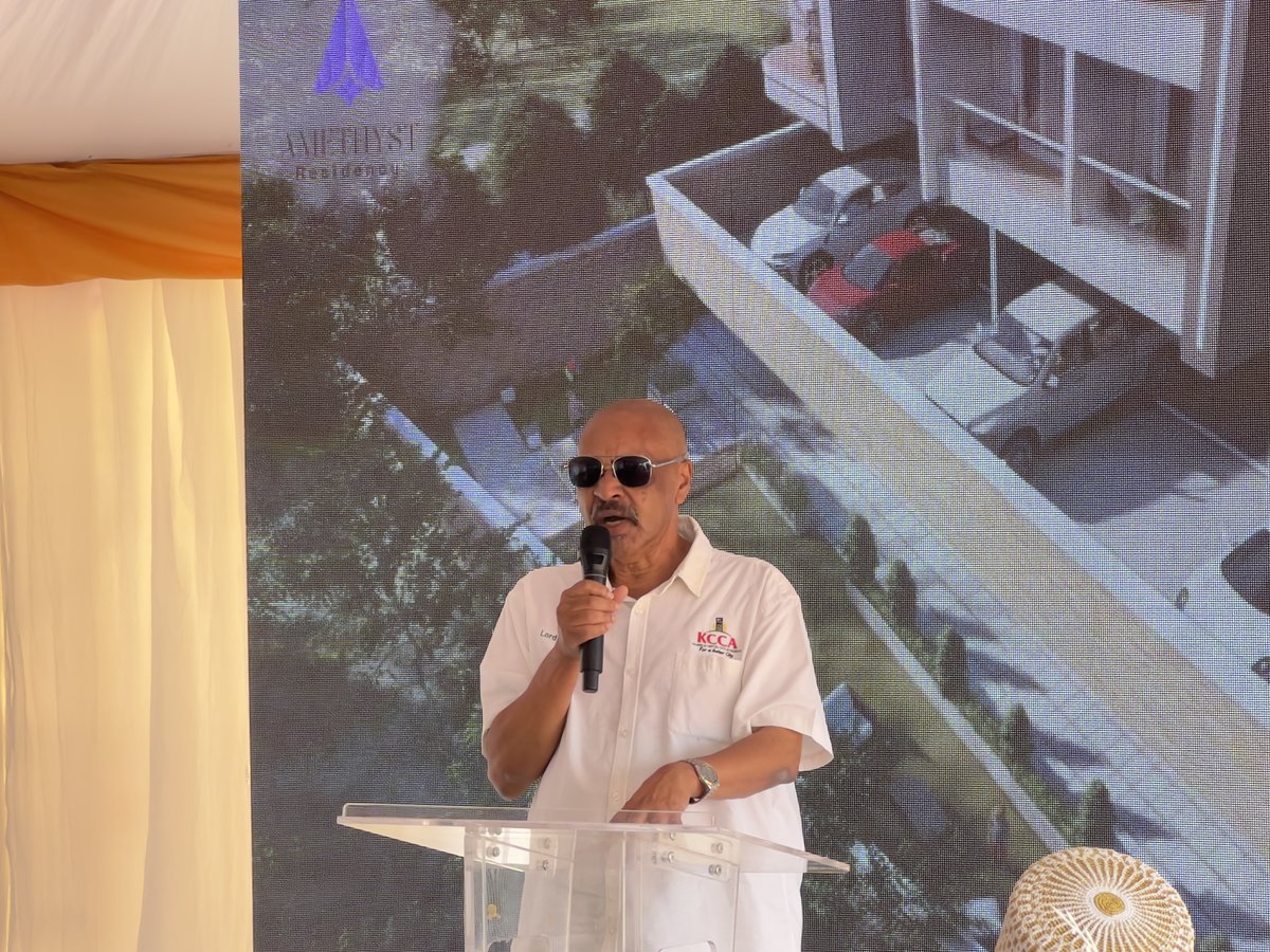 dfcugroup's tweet photo. At the groundbreaking of HK Properties’ Amethyst Residence, Mayor Yasin Omar emphasised the importance of development that considers the wider community.

dfcu Bank is proud to support developments that contribute to the growth of Uganda’s communities.

#dfcuHomeLoans https://t.co/Y3LVrPdaGf