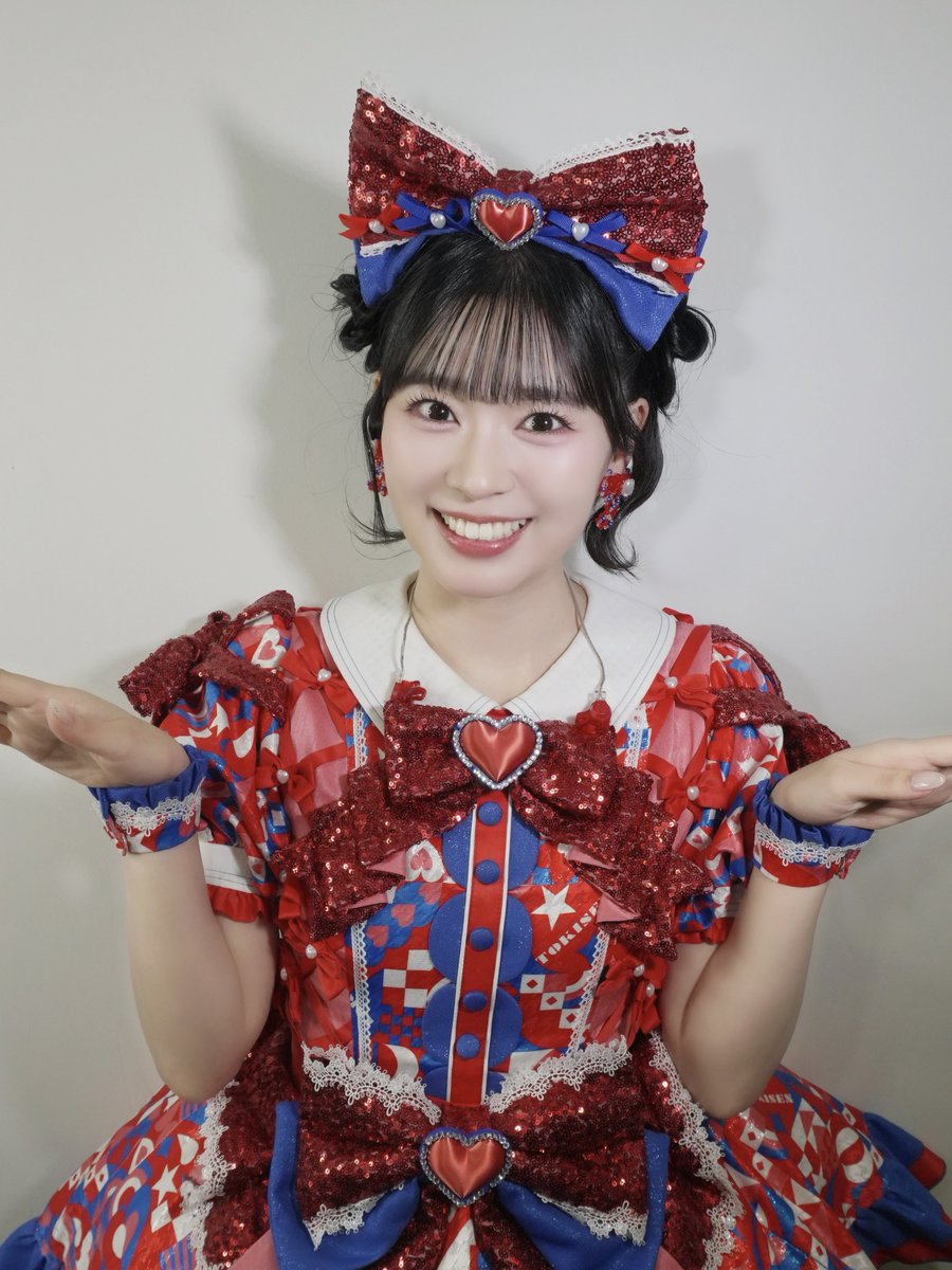 sendenbu_staff's tweet photo. 北海道ありがとうございました☃️🫶🏻
久々の北海道公演！！！北海道でたくさんの方が待っててくれていてすごく嬉しかった！お待たせ😌❤️すごいみんなが楽しそうにしてて私も幸せだったよ〜🤭
いくらも食べれてラムも食べれておいしいものたーーーくさん食べれて、大盛りハッピーです！明々後日は千葉！！楽しもーね！(ひとか❤)

#超とき宣 #超とき宣ツアー2026