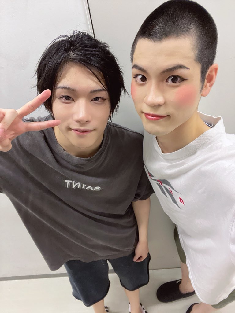 kushidadesu's tweet photo. #テニミュ
愛知2日目！ありがとうございました！！
明日で最後とは…

切原さんちのせやちゃん！
実は初対面ではなかったせやちゃん、、僕が思い出して気付きましたわん
最近は共にスマブラしてます
強いねんこの子🫵💪

ｱｲﾁﾗｽﾄｼﾞｮｳｼｮｳ！！🔥🎾 https://t.co/056dfHlOHa