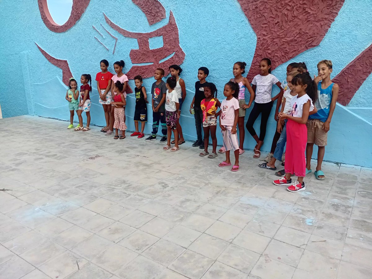 Ivanmegafa's tweet photo. Para los niños trabajamos porqie ellos son la esperanza. https://t.co/vWyaNsLNmZ