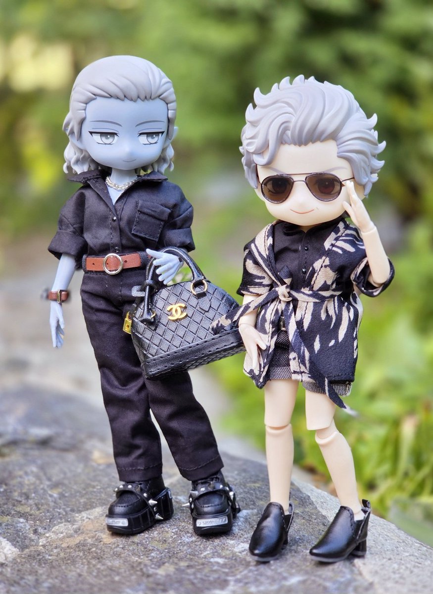 bg3wall's tweet photo. 오늘의 데이트 🕶🍧🌿 https://t.co/BXOZFPJ64U