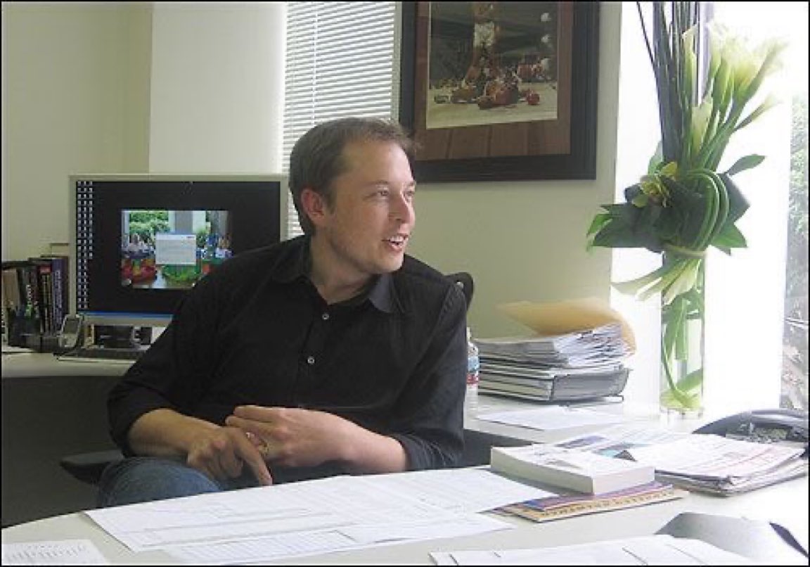 Servetsj's tweet photo. Elon Musk at SpaceX headquarters in 2007. https://t.co/nDwe6aNQfX
