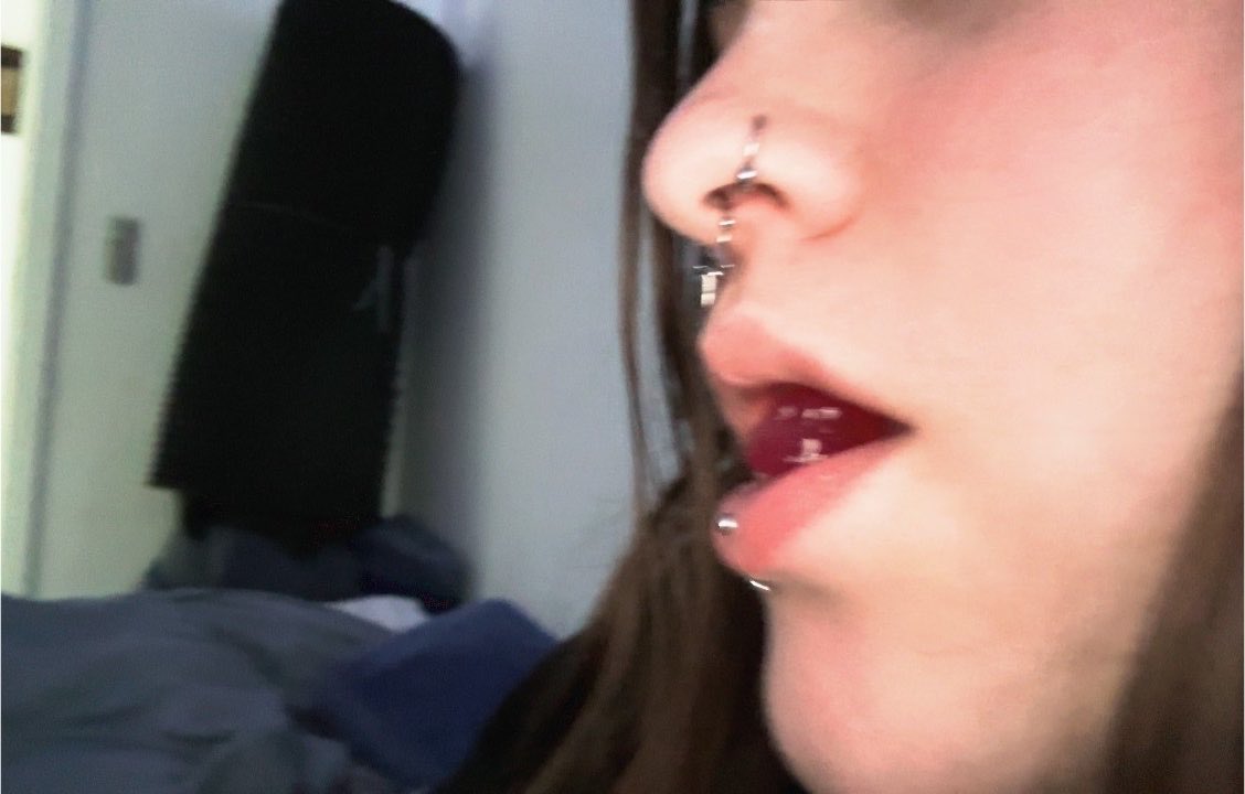 piercedwrexk's tweet photo. Hmm anyone want to replace the candy in my mouth with something else, something still sweet but bigger?🤭🤭#nsfwtwtًً https://t.co/qbWePOQdB9