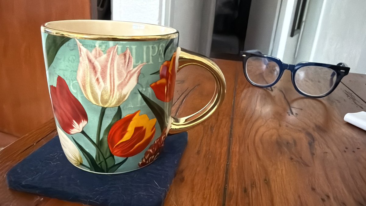 lorirye's tweet photo. @chefarchiepie Enjoying my morning cuppa with my new mug that I just brought back from the Netherlands https://t.co/nkkr82NIsZ