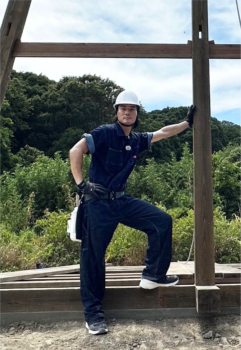 taromichan__'s tweet photo. 建国顔ってこういうことでしょ何でも建てそうだし https://t.co/WIrotO4xEP