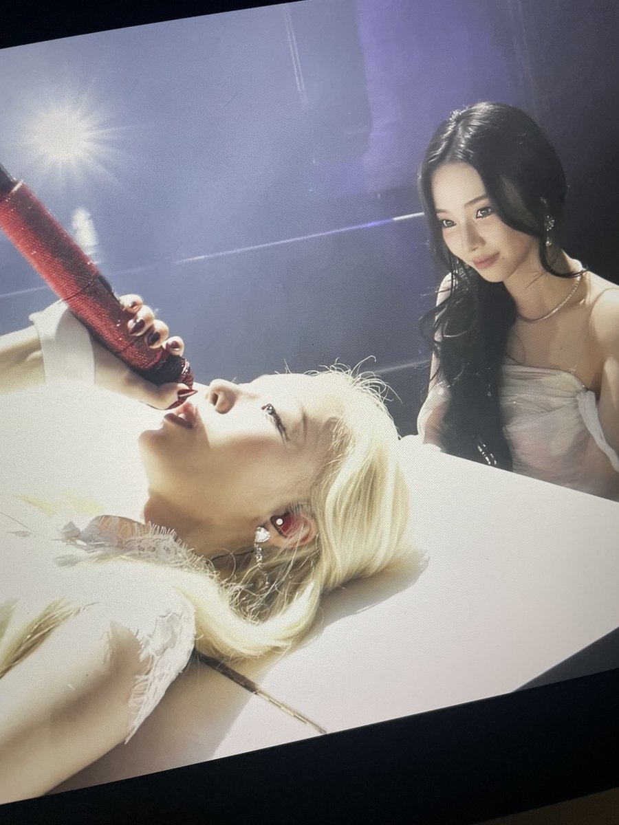 meisttokki's tweet photo. JUST RISK IT ALL DAMN IT https://t.co/RUdknqwDGY