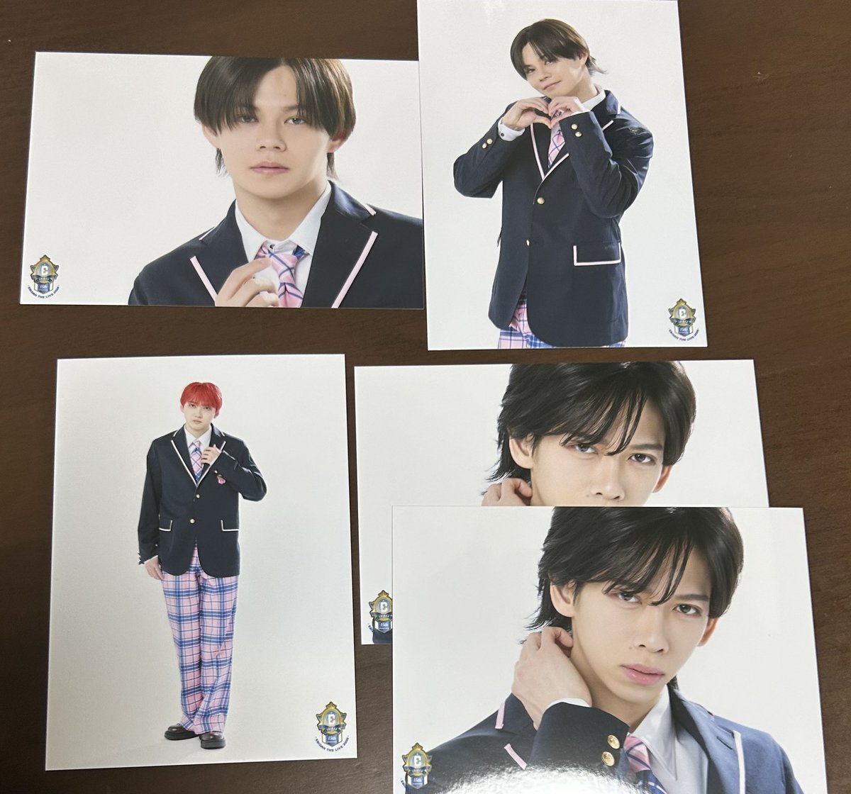 roku_c_'s tweet photo. 【交換】EBiDAN THE LIVE 2026 エビライ 超特急 生写真

譲：カイ、ユーキ、リョウガ、タカシ

求：アロハ、マサヒロ(指ハート以外)

8/15エビライ、11/26ドーム手渡し or 郵送希望です！
よろしくお願いいたします https://t.co/TnKqy8mdsm