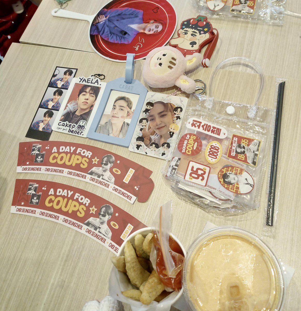 wonshuaiqi's tweet photo. Birthday event my baby bosss
By @stobelimilkuw
#A_DAY_FOR_COUPS #SCOUPS #SEVENTEEN https://t.co/fIyqd9Bj1u