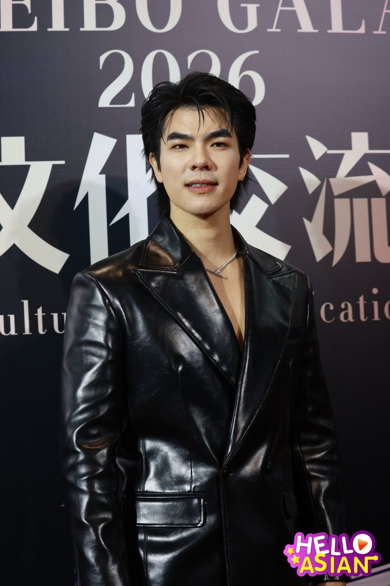 Hello_asian's tweet photo. “มาย ภาคภูมิ” ร่วมเดินพรมในงาน WEIBO GALA 2026 Weibo Cultural Communication Night

#MilePhakphum 
#WEIBOGALA2026xBeOnCloud
#WeiboCulturalCommunicationNight
#WeiboGala2026 https://t.co/R1XPqdLVF3
