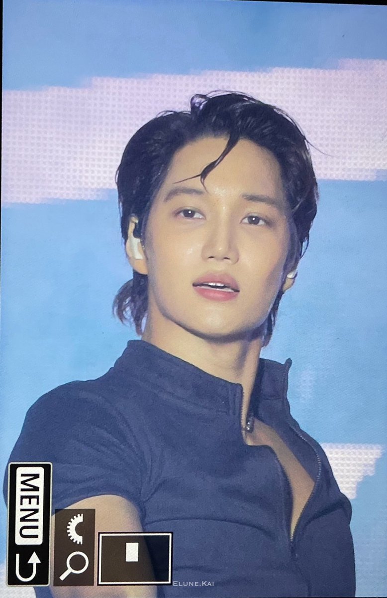 jonginsrover's tweet photo. Face sculpted by the gods https://t.co/btoOkgJcR9