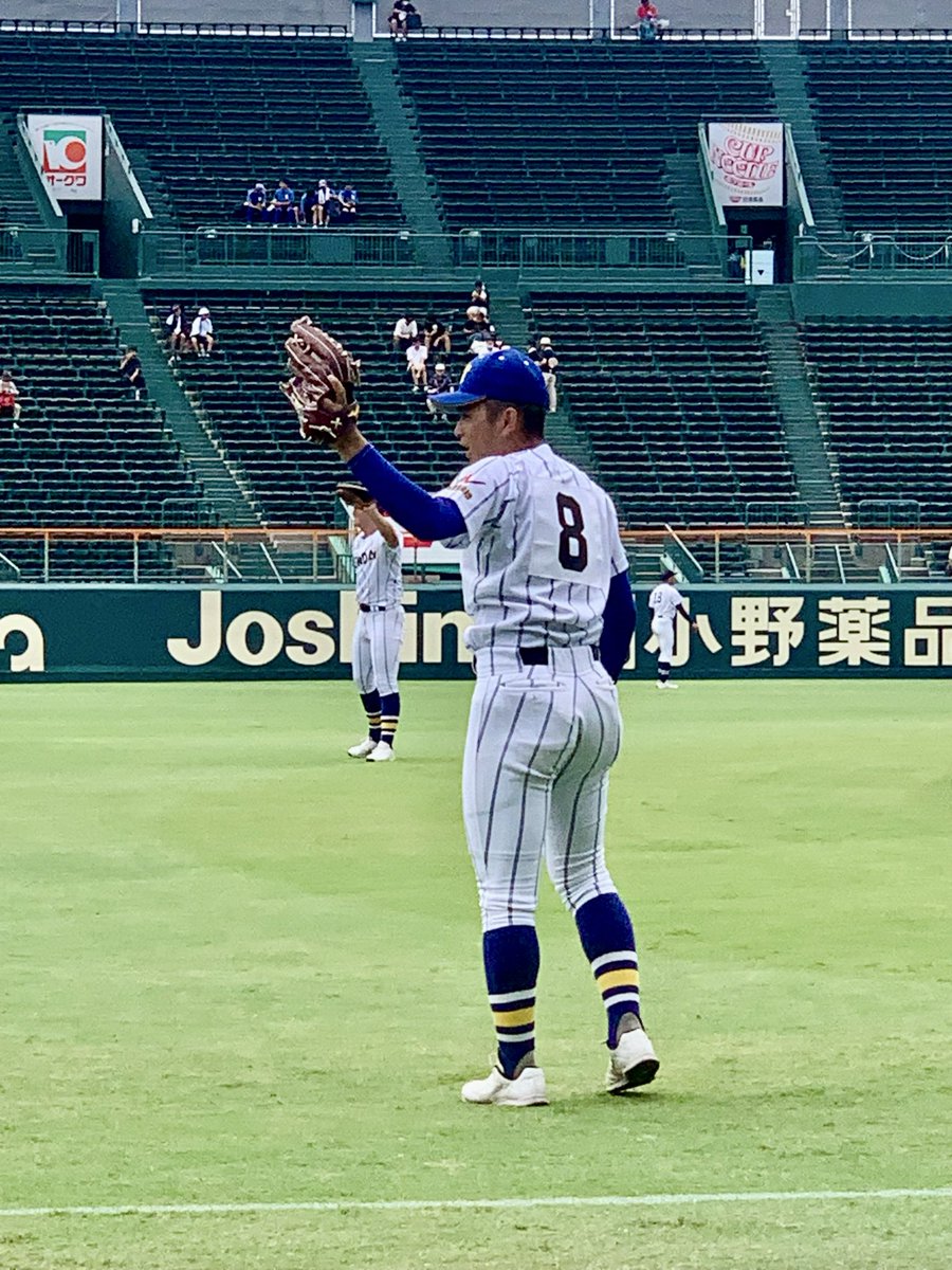 hiro_dochibi's tweet photo. 昨日健大初戦ナイスゲーム✨

シートノック前のリラックスした表情の狩野くん😊

石垣くん1人で完投👏

大岩くんのキャッチングを見て。絶対打つと思ってました🥹

スピードスターのキャプテン石田雄星くん。皆の頑張りは。私の気持ちが若くなります✨

甲子園に連れて来てくれてありがと❤️‍🔥
#健大高崎 https://t.co/9U1oN1kLPd