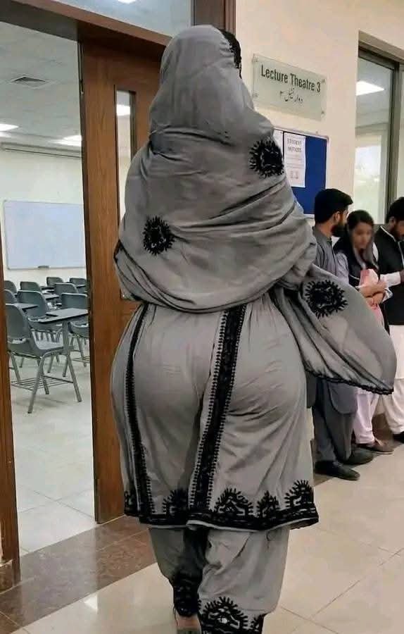 QuettaBull07's tweet photo. تم کو پتہ بھی نہیں ہوگا کہ تمہاری گھر کی شریف زادی بہن کتنی بڑی رنڈی بنی ہوئی ہے جب اسکی یار اسے چودتا ہے تو کہتی ہے گالی دیکر چودو مجھے رحم مت کرنا مجھ پر جس بہن کے چہرے سے شرافت آپکو نظر آتا ہے وہی معصومیت اسکی رنڈی پن کی سب سے مظبوط ذریعہ ہیں دور بدل گئی ہے عورتوں کو آزادی دیں https://t.co/PrEEEu0C5n