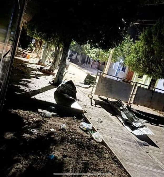 gumerdlp's tweet photo. Fuerte hostigamiento contra la subestación de Policía de San Roque, Cesar.
Lamento profundamente lo ocurrido y la pérdida del subintendente Rodelo. Mi solidaridad con su familia, sus compañeros y toda la comunidad que hoy vive este dolor.
No podemos acostumbrarnos a que la violencia siga arrebatando vidas en nuestro Cesar. 
Como Representante,
haré seguimiento y exigiré acciones contundentes para garantizar la seguridad de nuestra gente.

@COL_EJERCITO @PoliciaColombia @ABDELAESPRIELLA @infopresidencia @SecreCamaraCol @CamaraColombia