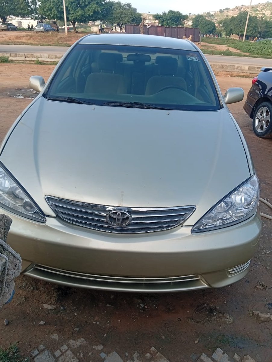 harunaphorl's tweet photo. ❗BOLT/UBER AND PERSONAL USED STANDARD 

Clean 2005 TOYOTA CAMRY BIG DADDY 

-Untempered 4plugs Engine and Gearbox 
-Well Chilling AC 
-Documents Complete 
Everything Blessed 

Price: 3.850
Abuja

Call or WhatSapp 09073130624 https://t.co/xfSjeljt7J