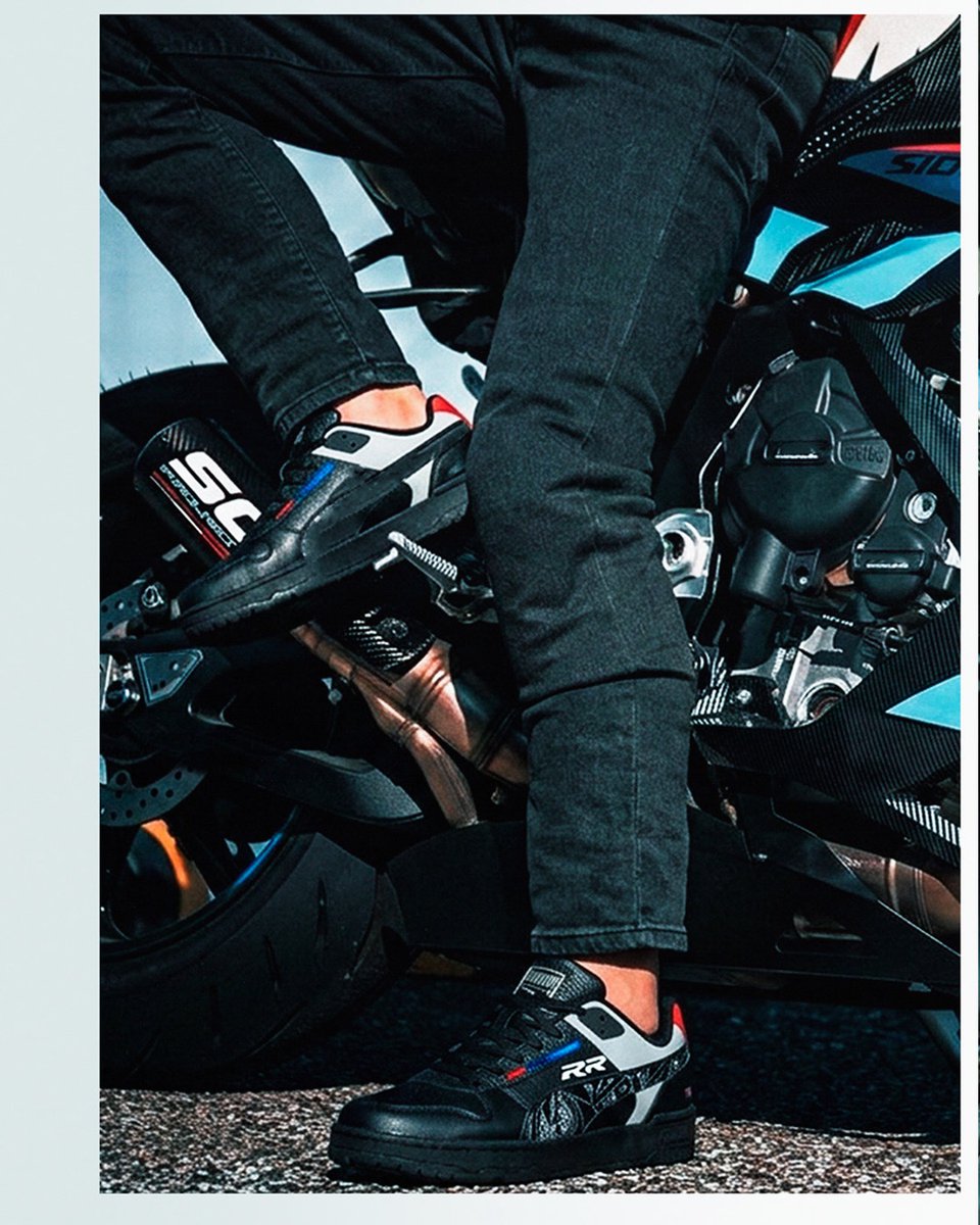 dextrousmoto's tweet photo. Metamorphosis
Custom Sneakers and Alpinestars riding boot inspired by the BMW HP4 race and the carbon fiber elements.
—
—
Swipe for details >
—
—
#forgedpassion #dohardthings #bmwmotorrad https://t.co/uGd9Jwifvx