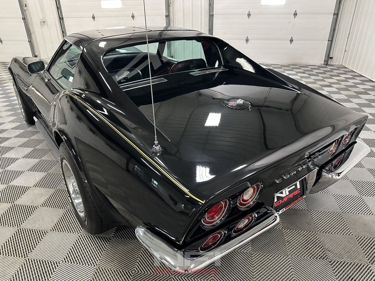 NFIEmpire's tweet photo. 1970 Chevrolet Corvette Stingray | 350 V8, 4-Speed Manual

🔧 350 V8 rebuilt under 200 miles ago (Corbit Enterprises, Clarion)
⚙️ 4-speed manual rebuilt under 200 miles ago (former Harbor Vette, Erie)
🕹️ Hurst shifter
🔊 Side-exit exhaust
🎯 3.70 rear gears
🛑 Four-wheel discs, new calipers, fresh pads at 10/32
🌡️ New radiator
🏁 Removable T-tops and removable rear window for near-targa openness
🖤 Black with gold pinstriping, L88 hood
🧾 3,000 actual miles, one owner 30 years, actual mileage on title

One owner for the last 30 years, roughly 3,000 miles covered in that entire span, and a freshly rebuilt drivetrain that's essentially just broken in. This early chrome-bumper C3 pairs a documented, honest history with a small-block and 4-speed you can actually get out and drive.