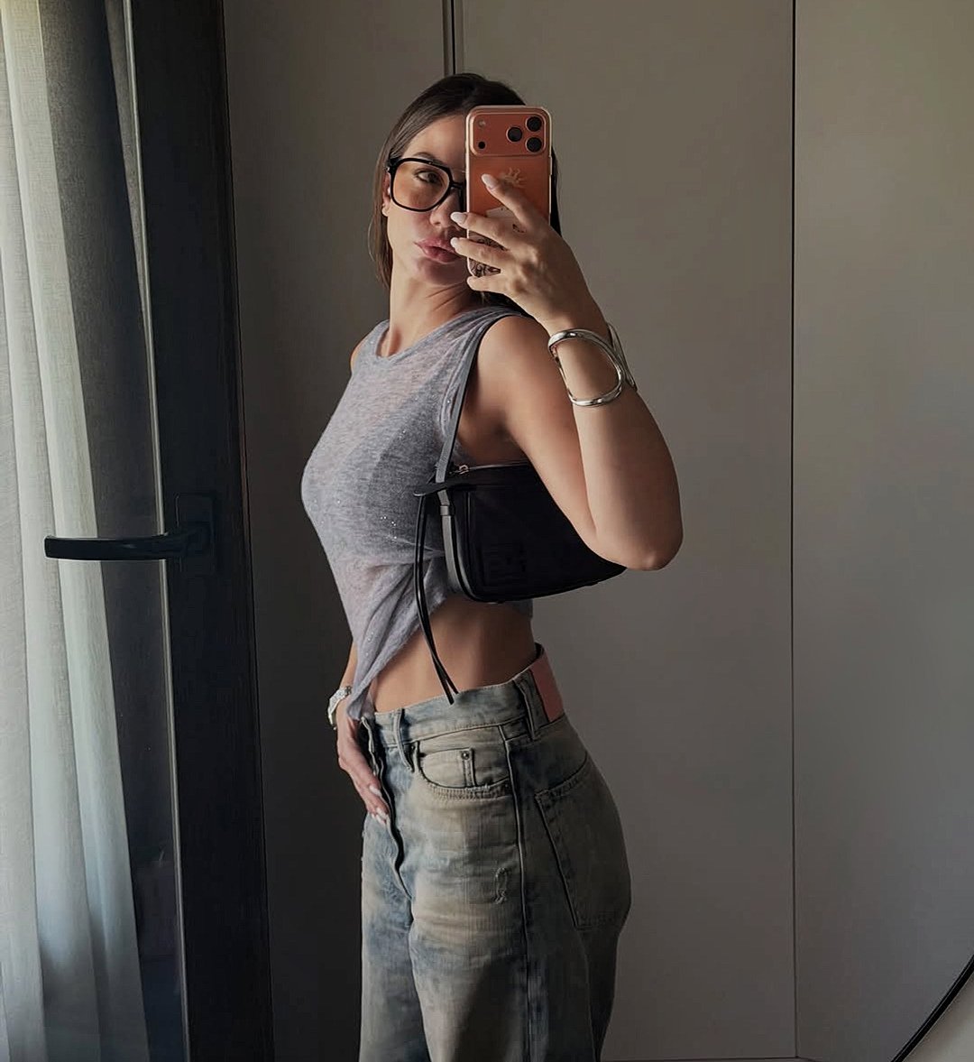 eupriana's tweet photo. MOMMY https://t.co/AVQIZhSaXu