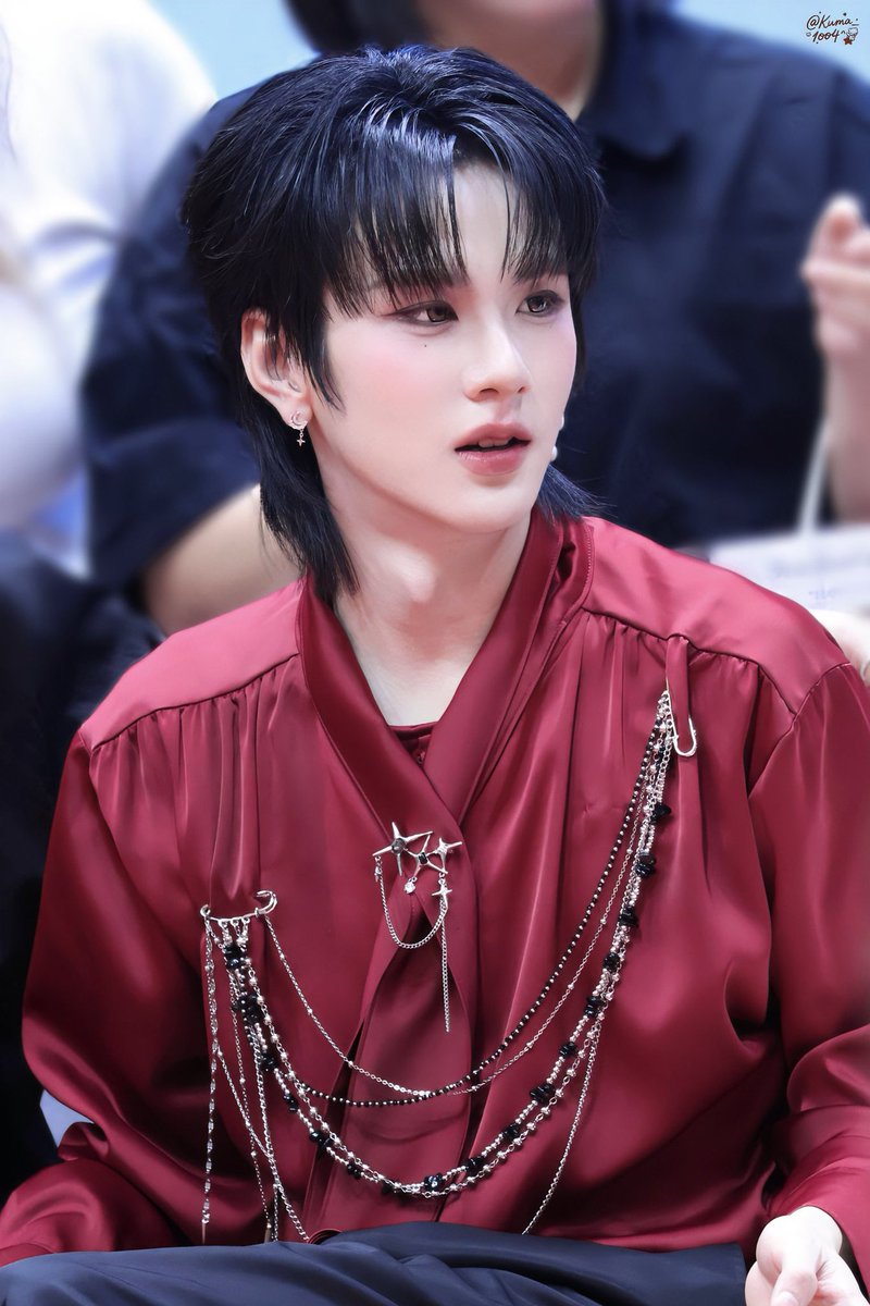 _fluffybunnypp's tweet photo. เฮีย...เฮียเป็นไร             มีแต่คนจ้องหมวย
                                             เฮียก็หวงเป็นนะ
                                        หยุด ! คนนี้ของผม
                                    คิดอะไรอยู่ ! หยุดคิด 

MEET AUAUSAVE IN SUMMER 
#AuauSaveMeetYouinSummer https://t.co/9z57hcgeQ1